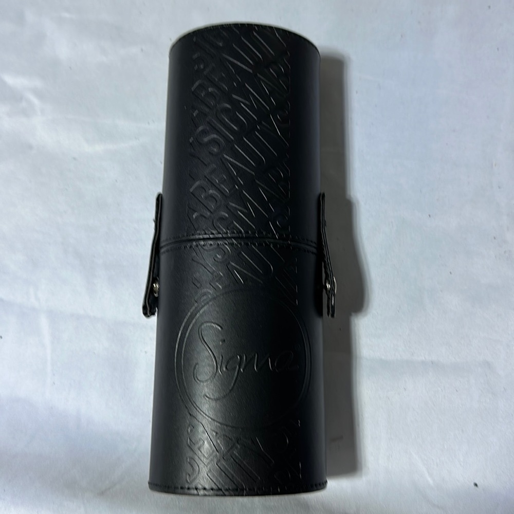 Sigma beauty brush holder black